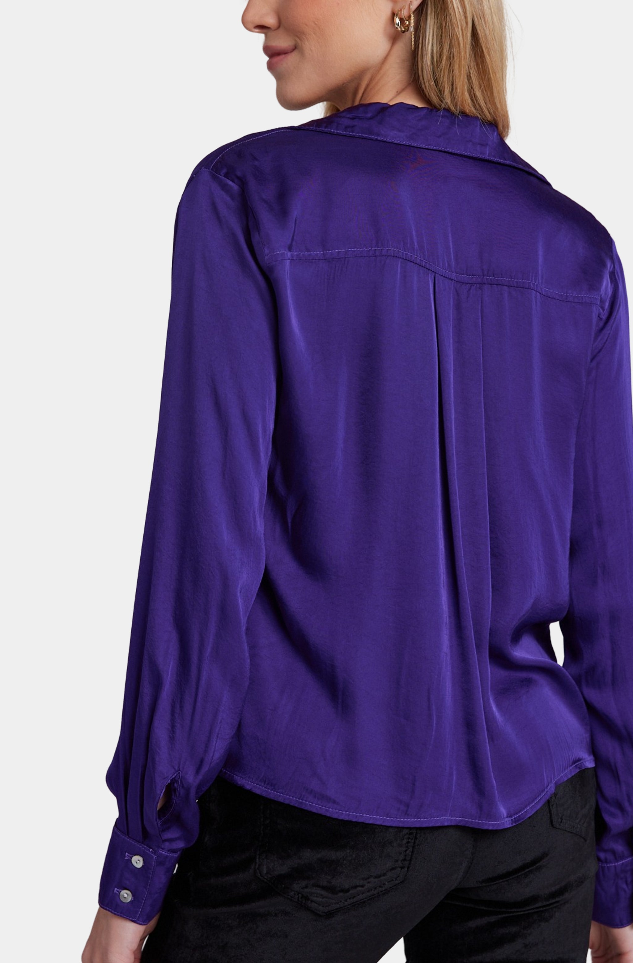 Wide Placket Pullover