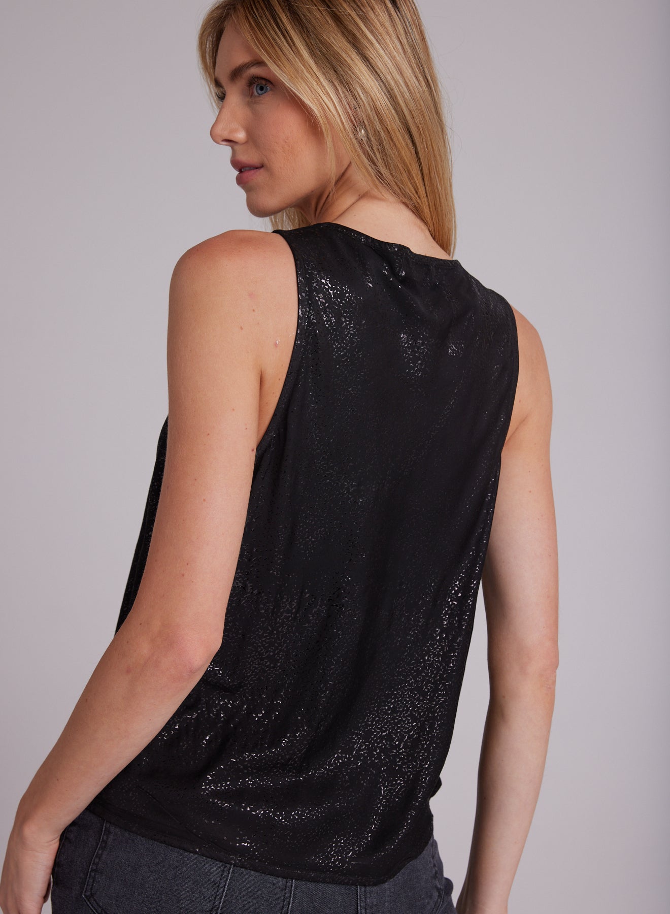 Scoop Neck Tank