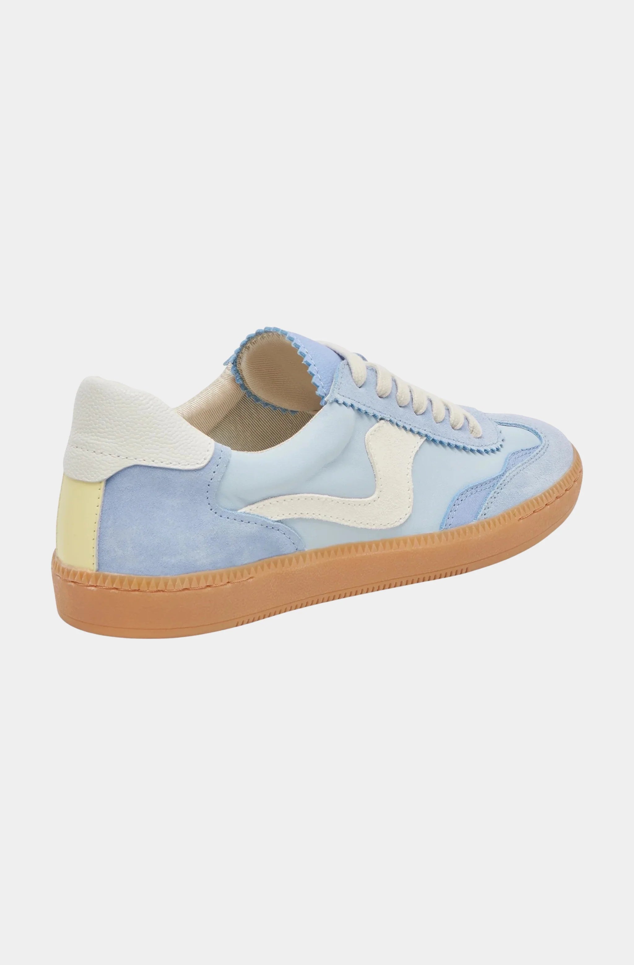 Notice Sneakers
