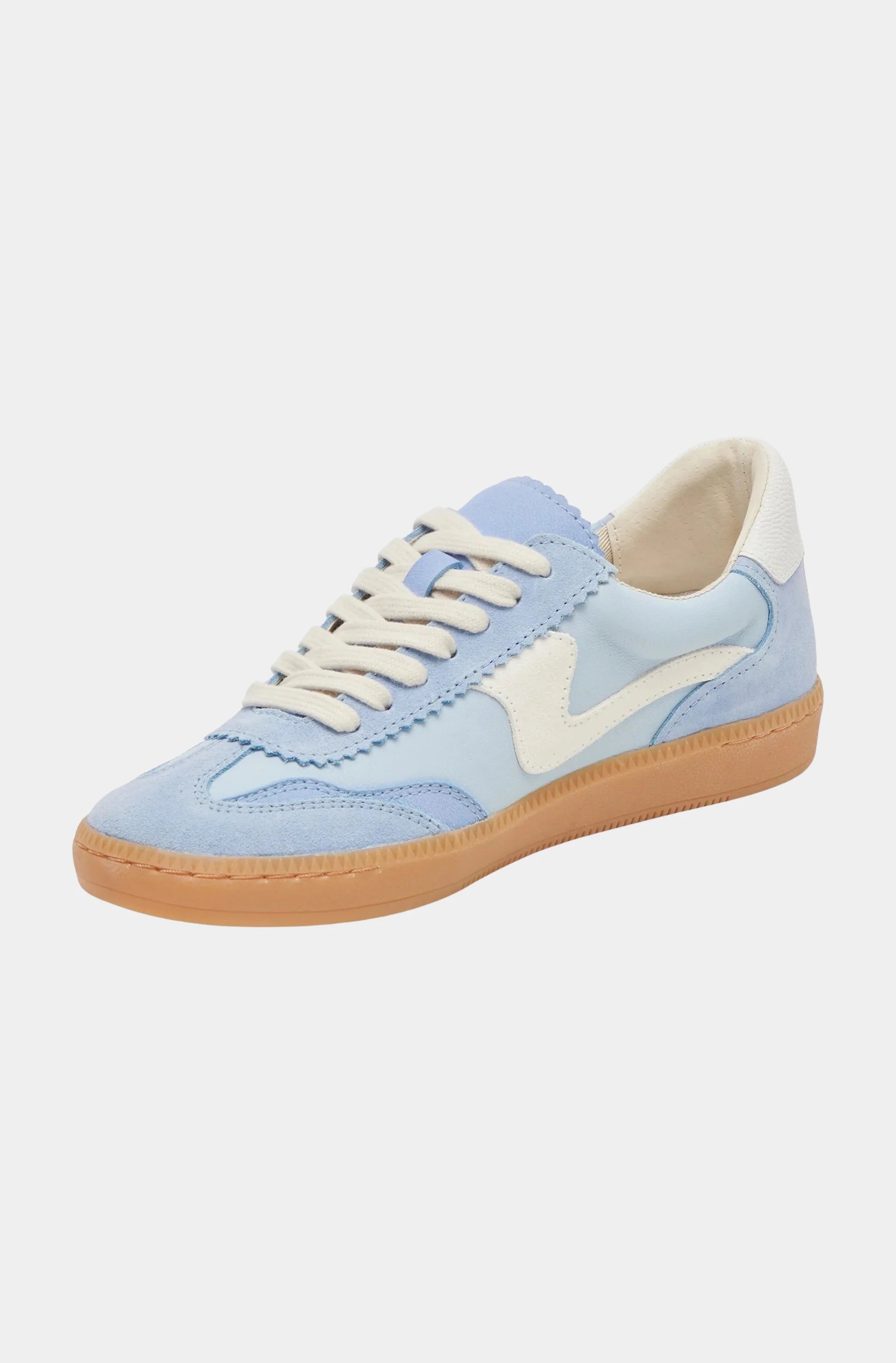 Notice Sneakers