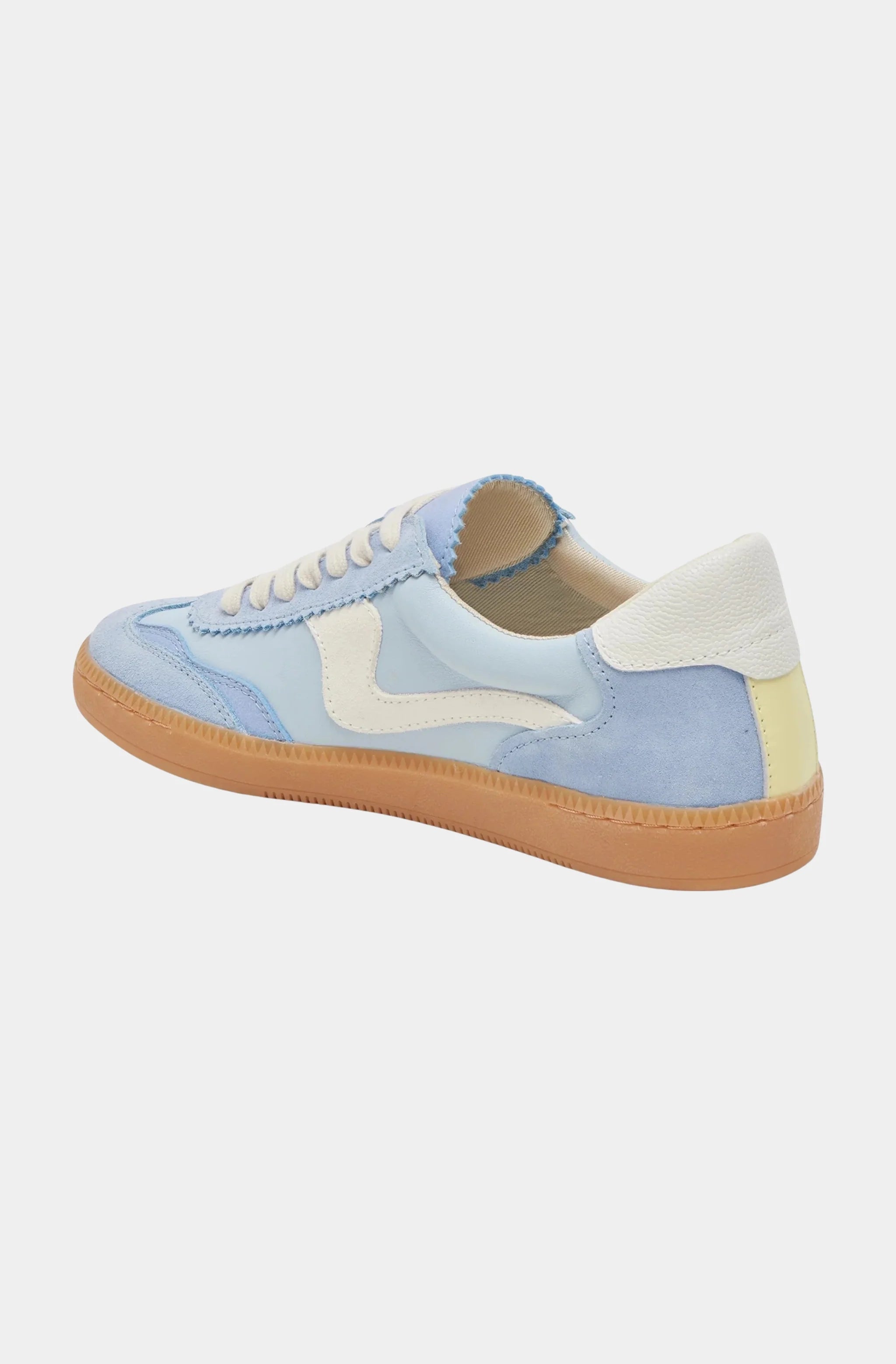 Notice Sneakers